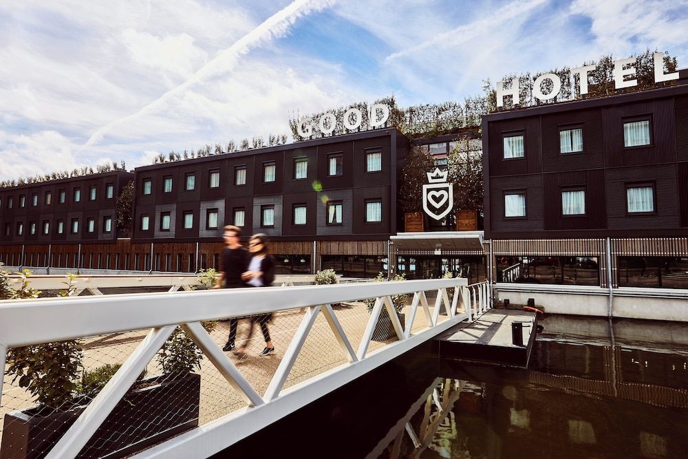 undefined Good Hotel London 5