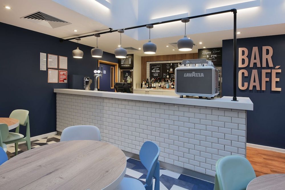 undefined Travelodge London Central Southwark 4