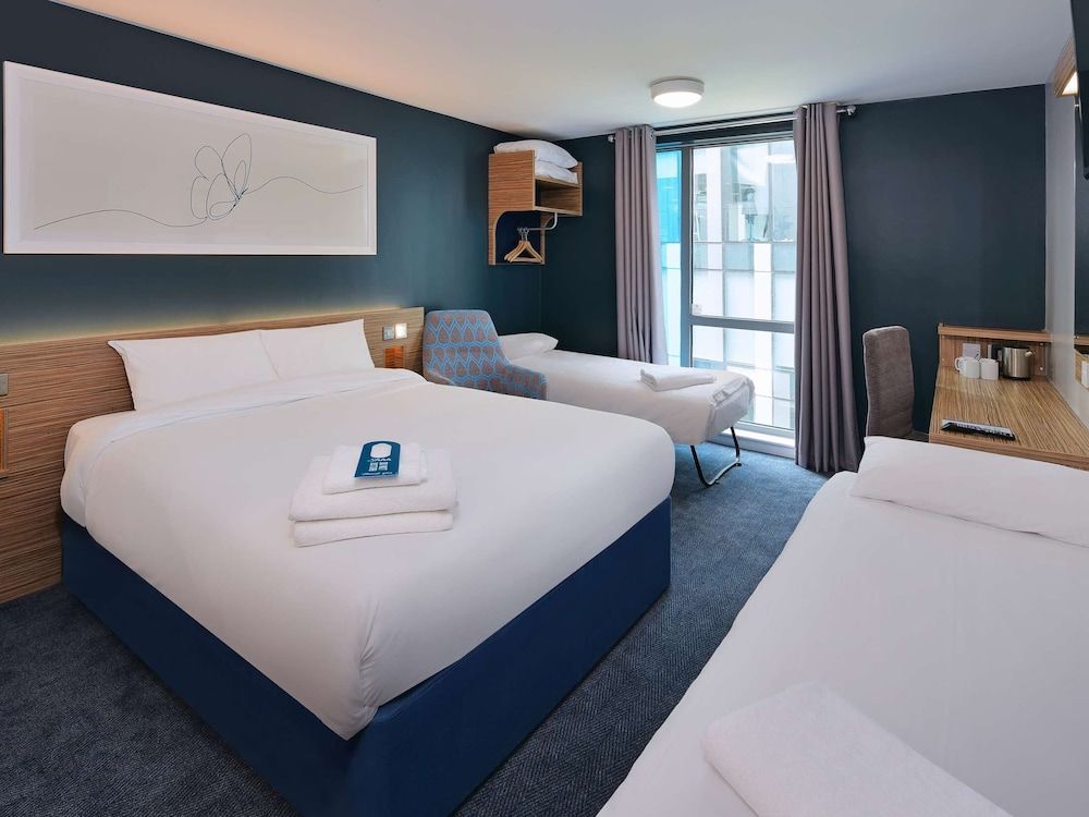 undefined Travelodge London Central Southwark 9