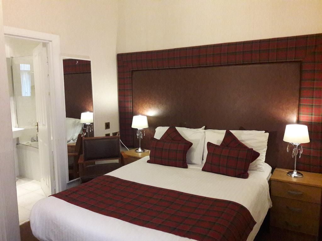 undefined Argyll Hotel 8