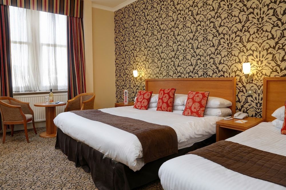 Best Western Queens Hotel Family Room, Multiple Beds, Non Smoking