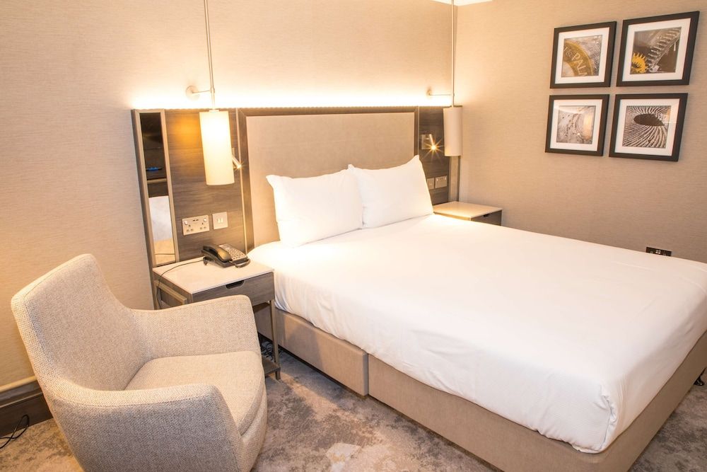 Best Western Plus Moat House Reading Executive Room, 1 Double Bed, Non Smoking (Walk-in Shower) 2