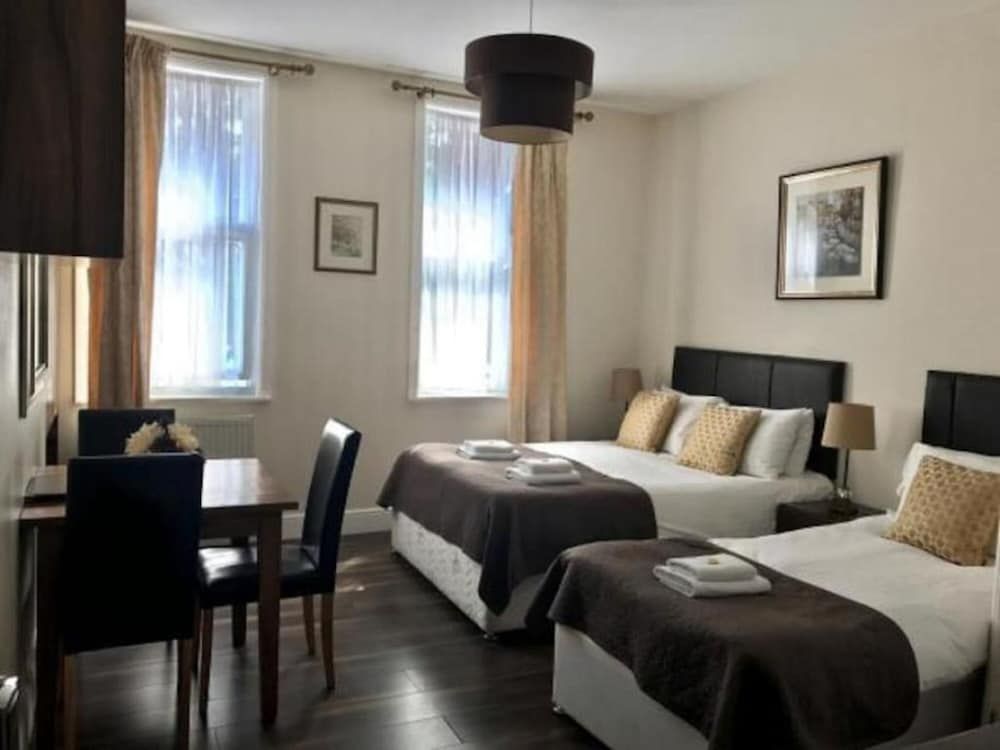 undefined Aviva Studio Apartments 4