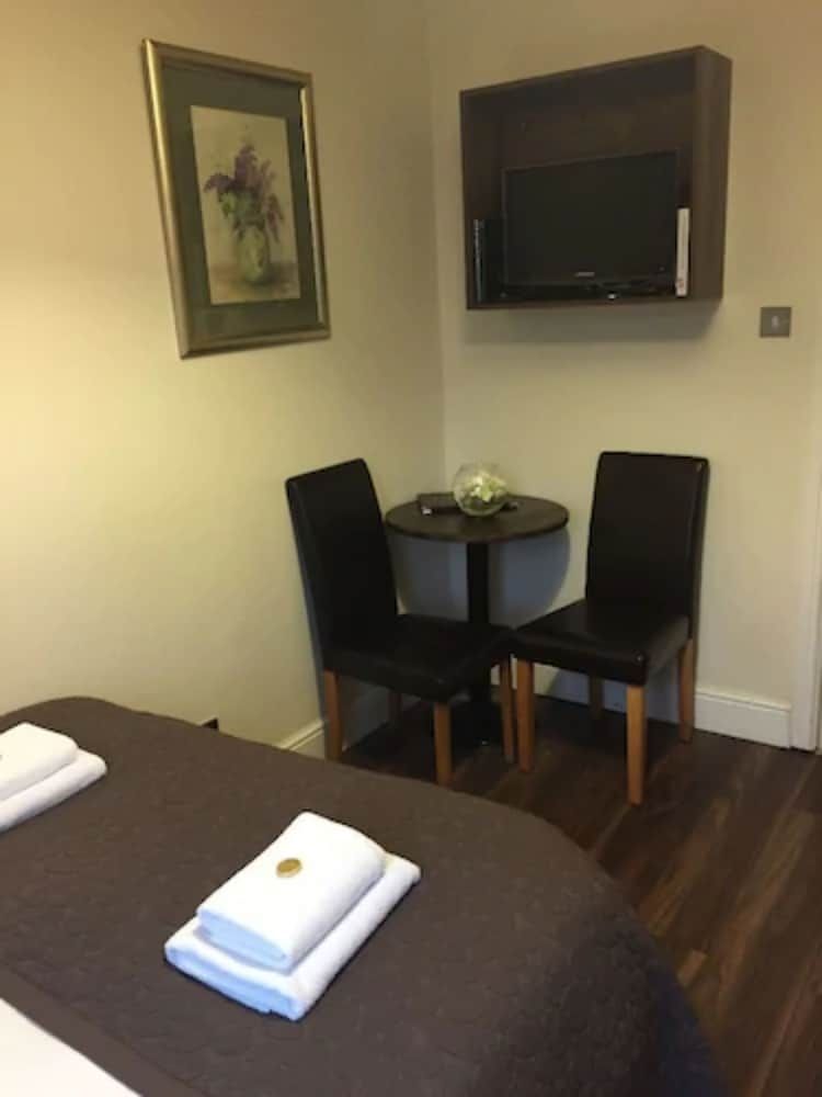 Aviva Studio Apartments Standard Studio (double) 10