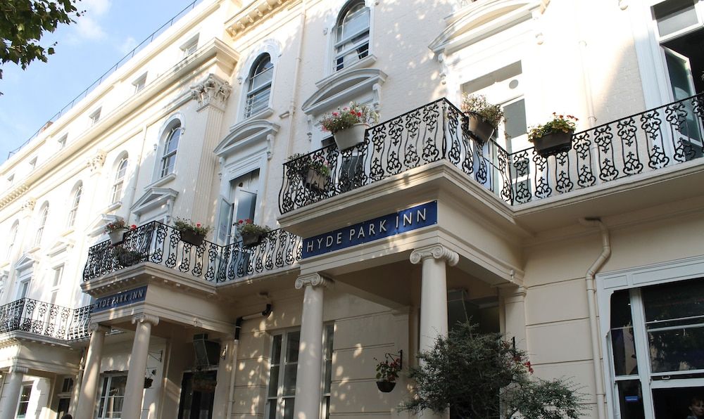 undefined Smart Hyde Park Inn Hostel 9