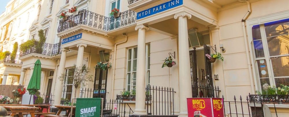 undefined Smart Hyde Park Inn Hostel 6