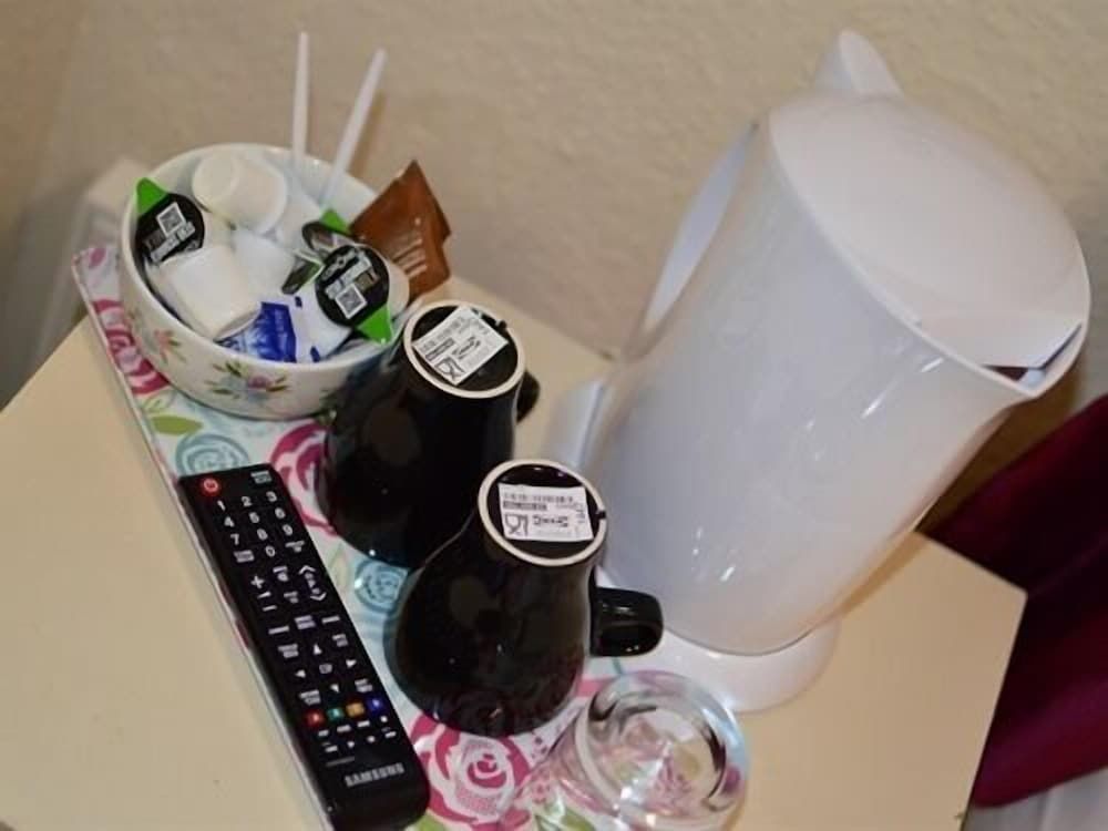 The Chimes on the sea Basic Twin Room, Ensuite