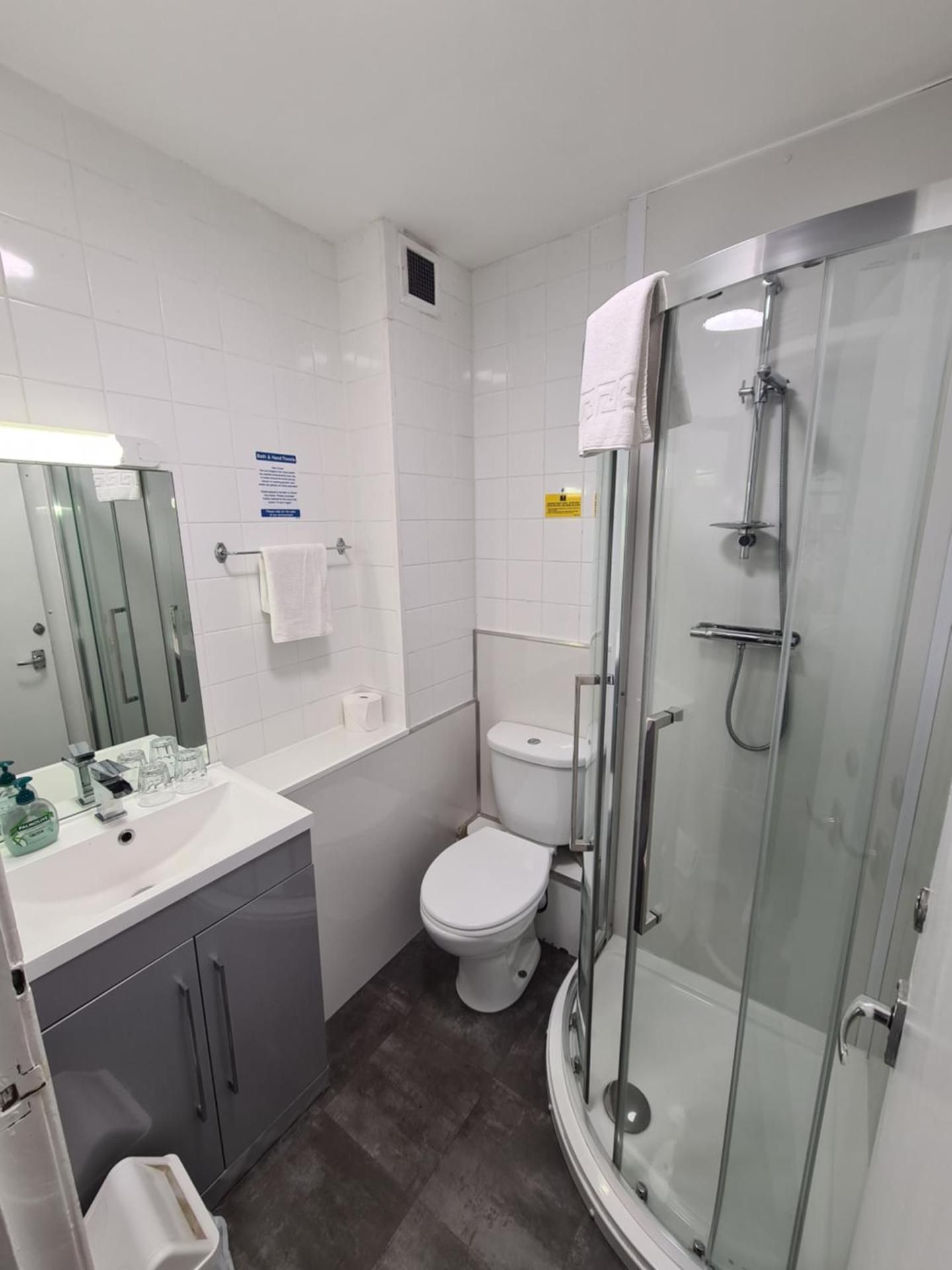 The Northumberland Hotel Family Room (3 Adults) 2