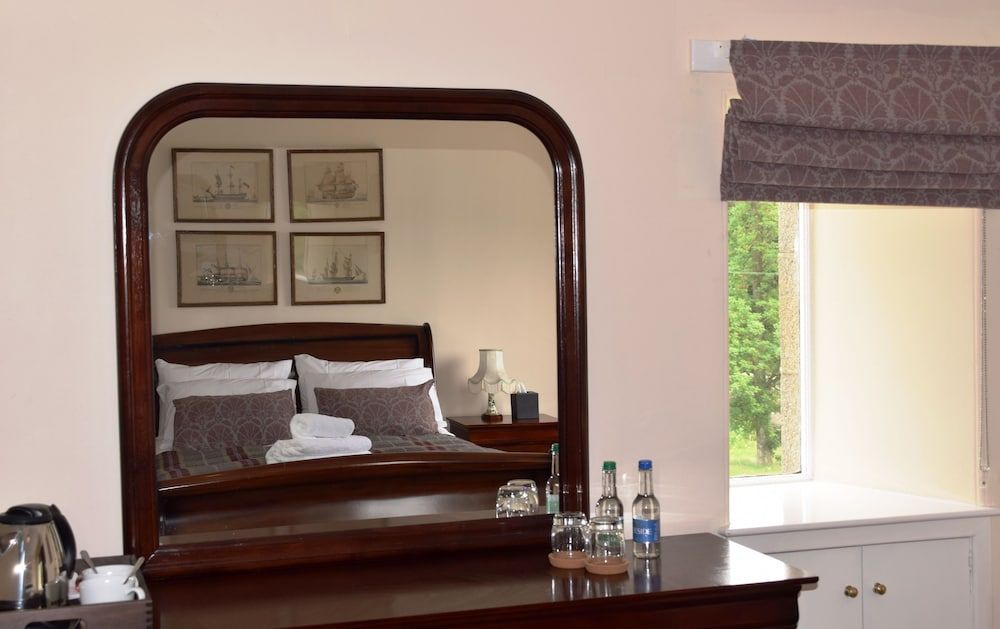 Saplinbrae Hotel and Lodges Standard Double Room, 1 King Bed 5