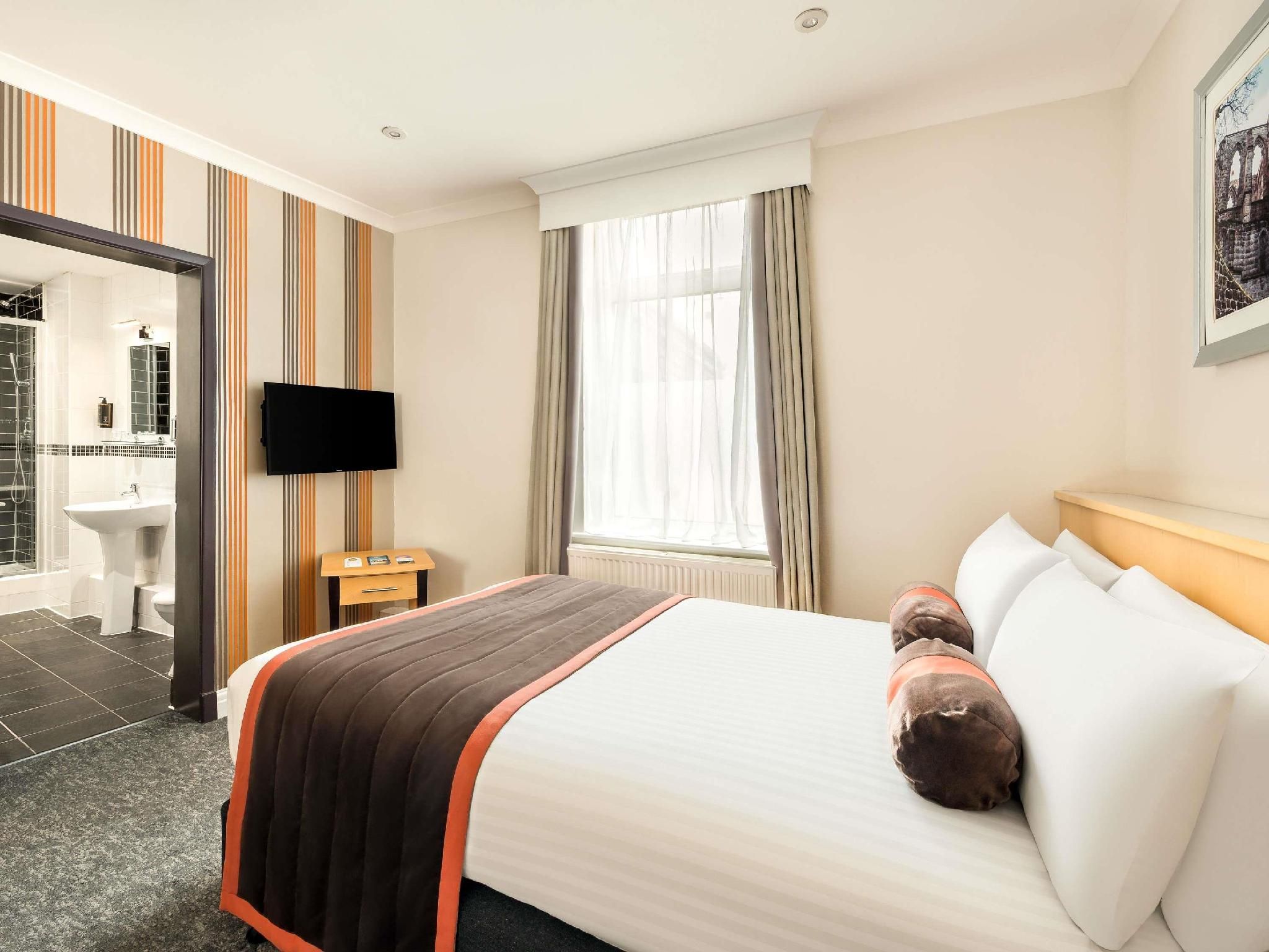 Mercure Doncaster Centre Danum Hotel Classic Room with 1 Double Bed