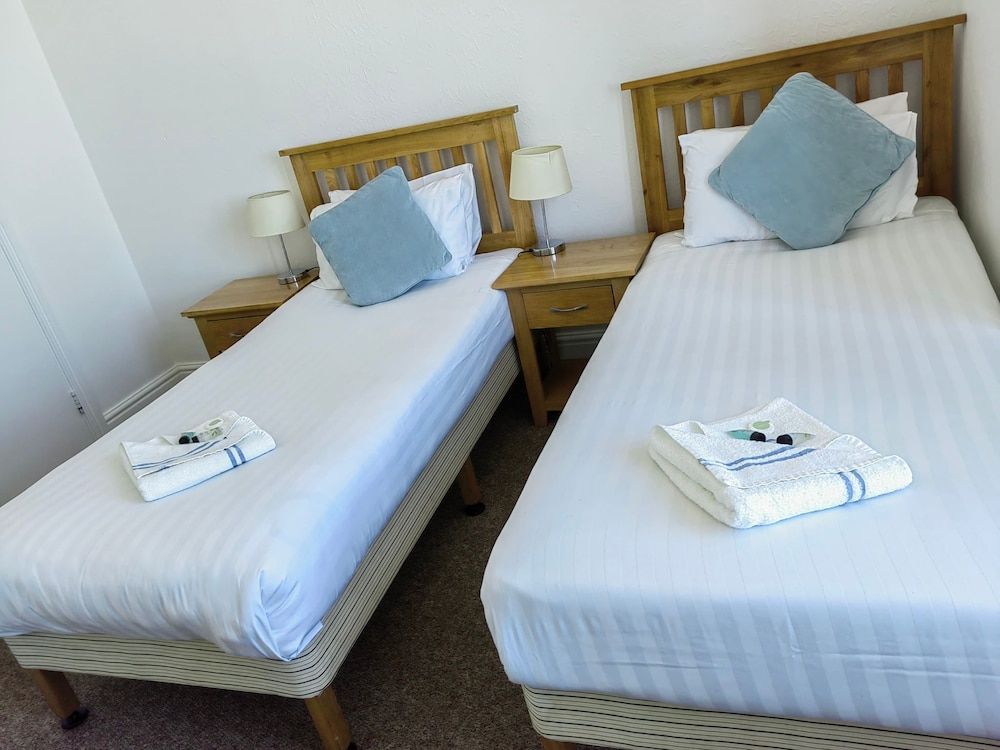 Twin Room, Ensuite, Sea View