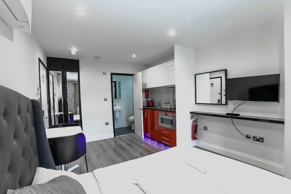 undefined Imperial Court Suites