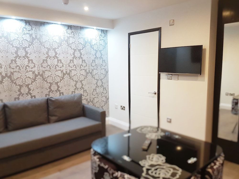 undefined Imperial Court Suites 10