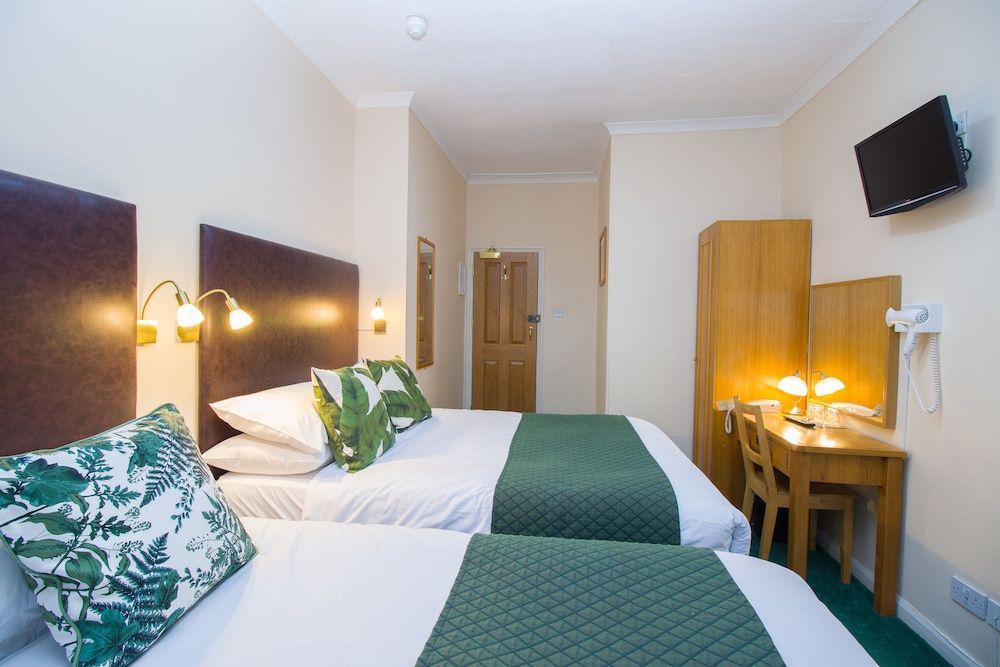 undefined London Town Hotel 2