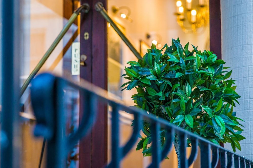 undefined London Town Hotel 7