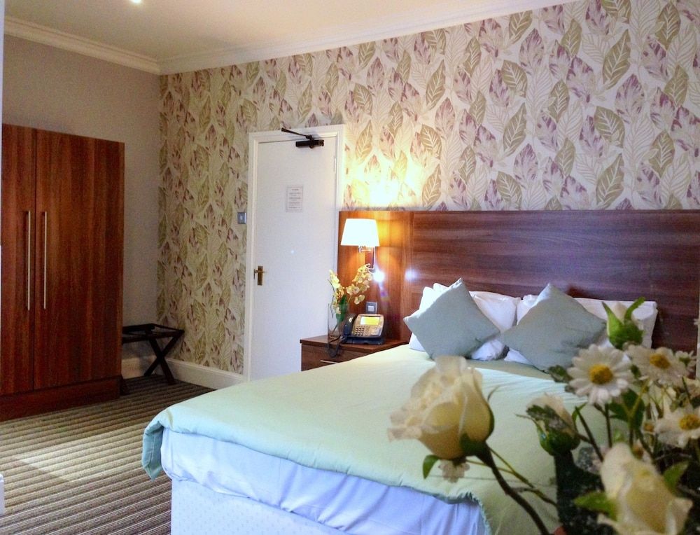 Ely House Hotel Superior Room 10