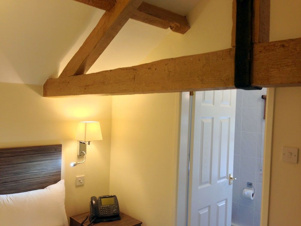 Ely House Hotel Single Room 2