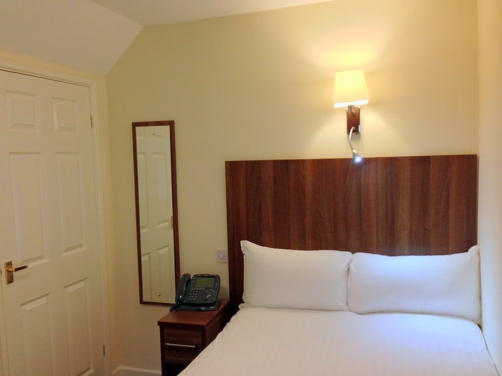 Ely House Hotel Single Room 3