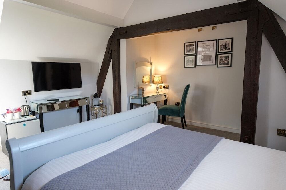 Suite, 1 Double Bed, Non Smoking (Separate Lounge)