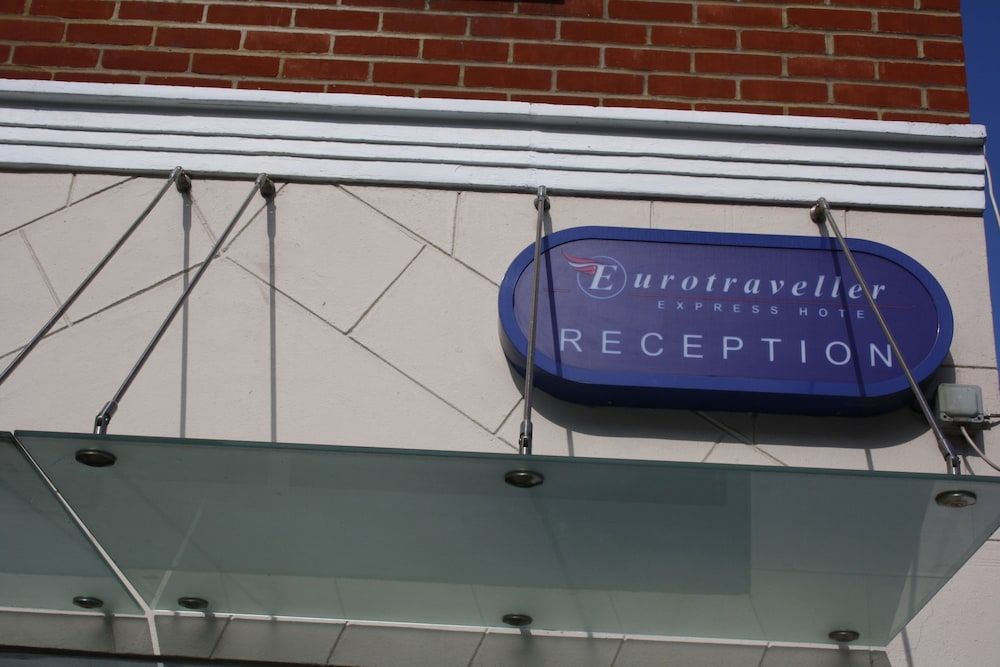 undefined Eurotraveller Hotel Express 8