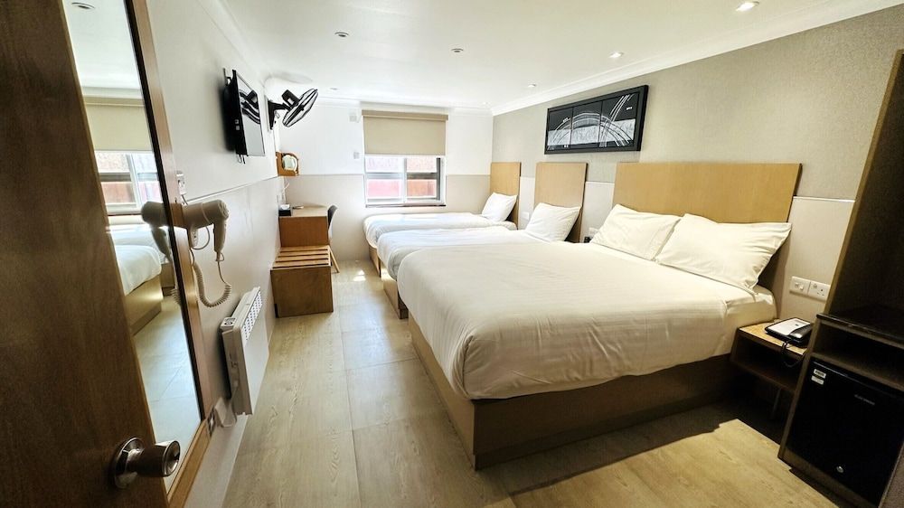 undefined Eurotraveller Hotel Express 3