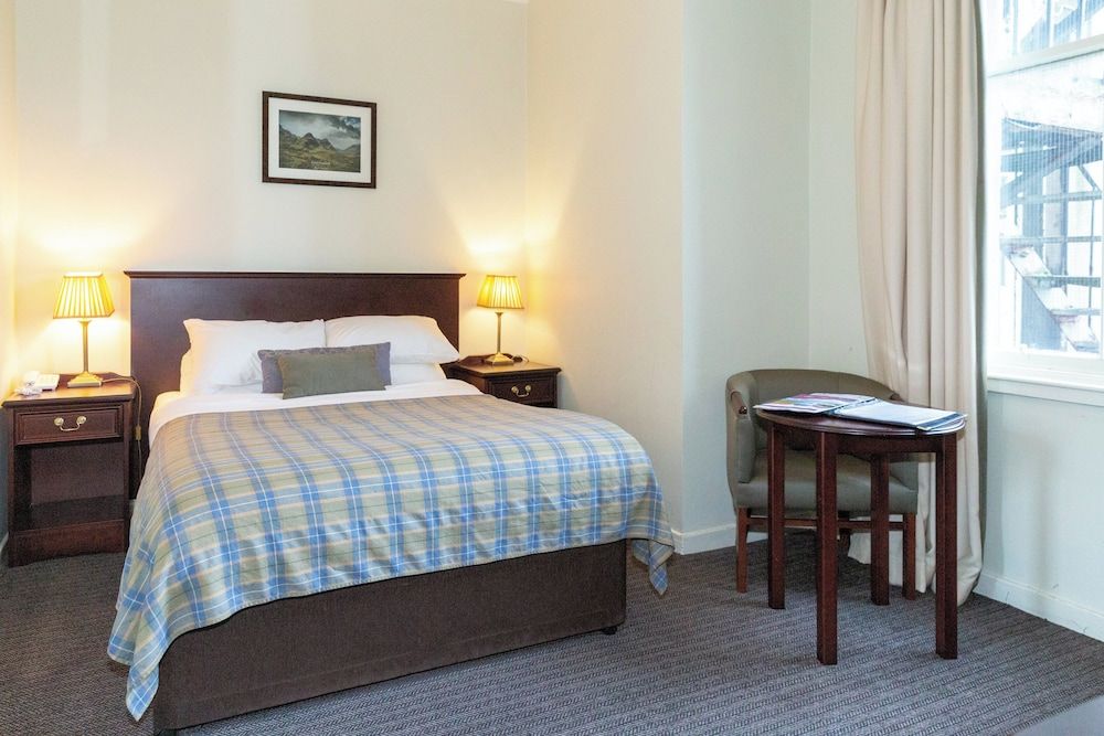 The Royal Hotel Classic Double Room Single Use, 1 Double Bed, Partial Sea View 3