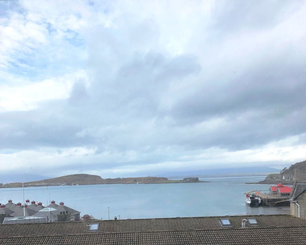 The Royal Hotel Superior Twin Room, Partial Sea View 16