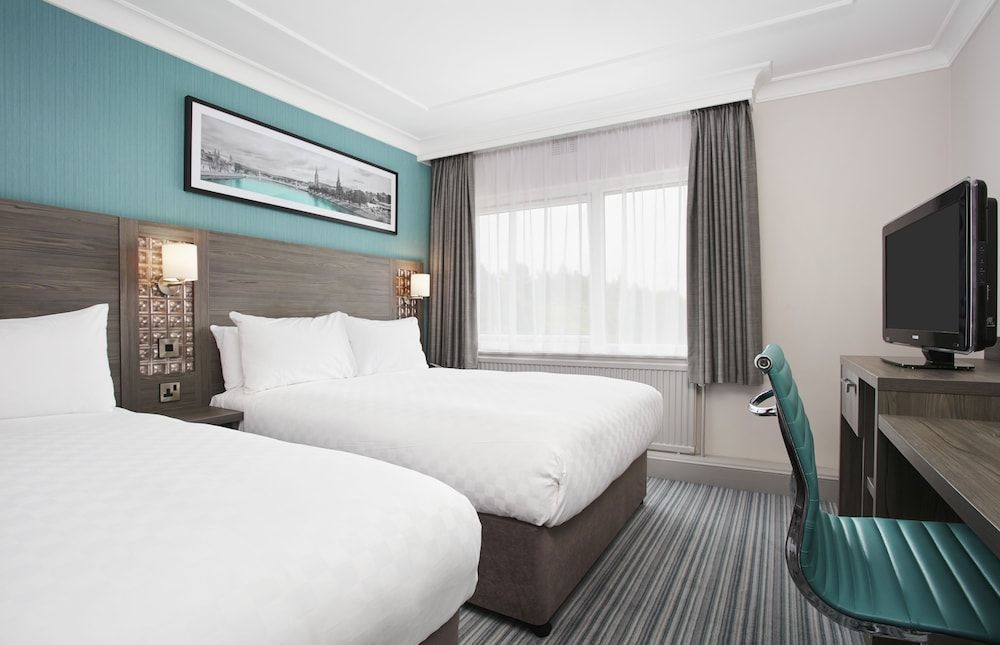 undefined Leonardo Hotel Inverness 2
