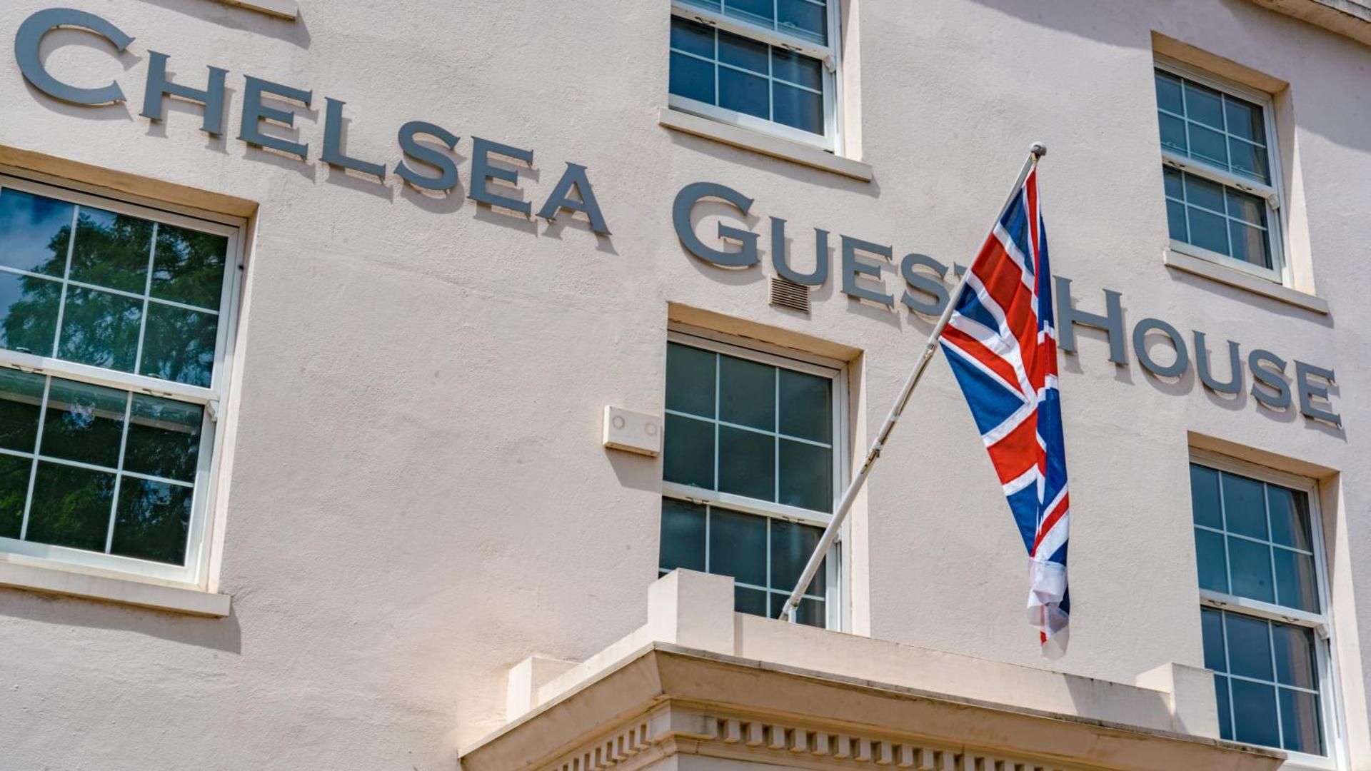 undefined Chelsea Guest House 5