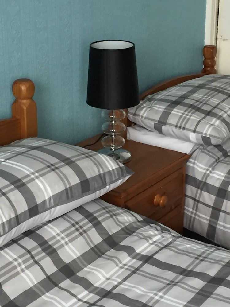 Inglewood Guesthouse Family Room, Private Bathroom 3