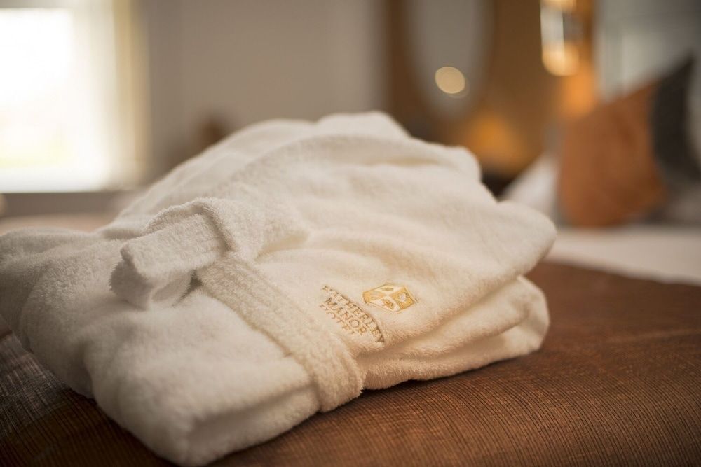 Hatherley Manor Hotel & Spa Deluxe Double or Twin Room (With Spa Access) 6