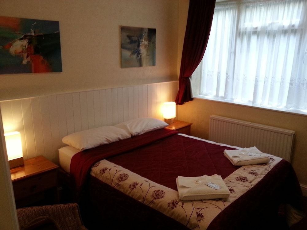 Melbourne House Double Room