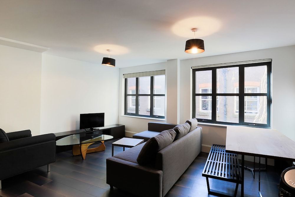 undefined Rojen Apartments Liverpool Street