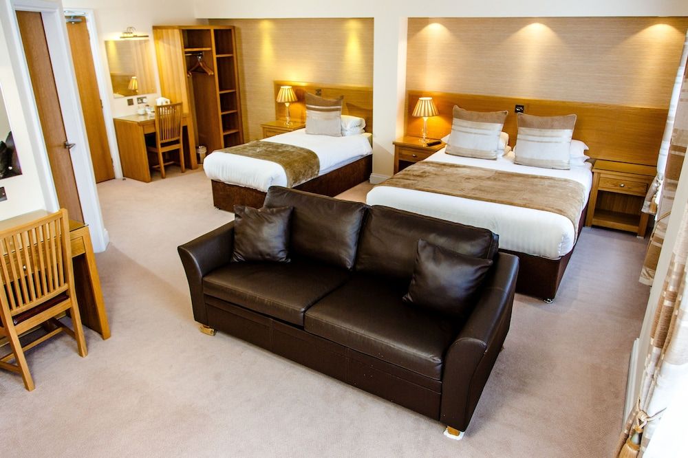 The Adamson Hotel Family Suite 4