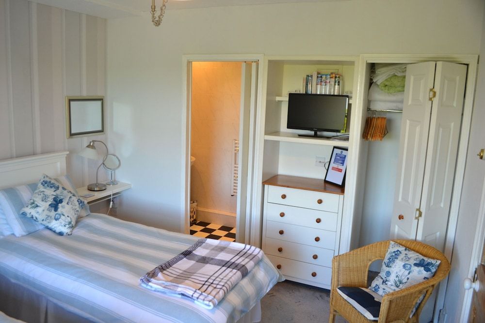 Chyheira Double or Twin Room 4