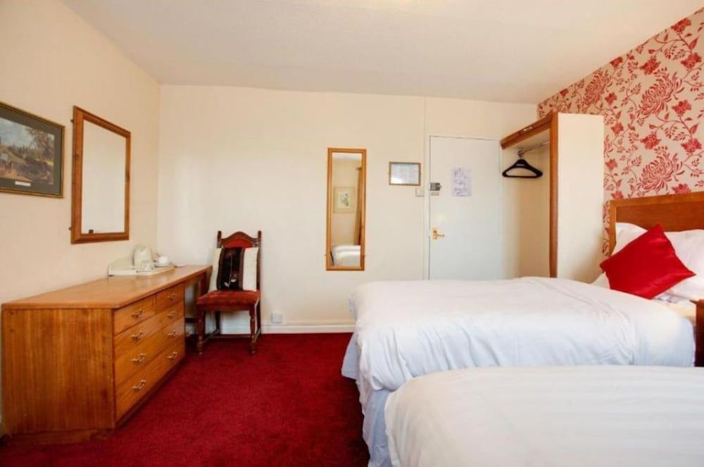 Classic Twin Room, Ensuite