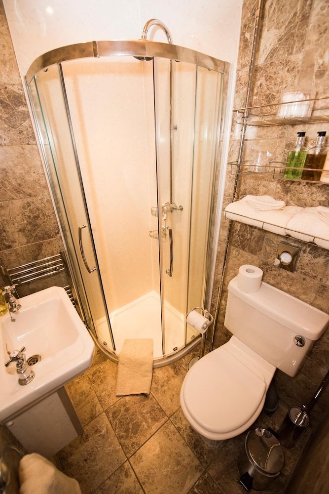 Sherwood Guest House Double Room, 1 Double Bed, Ensuite 8