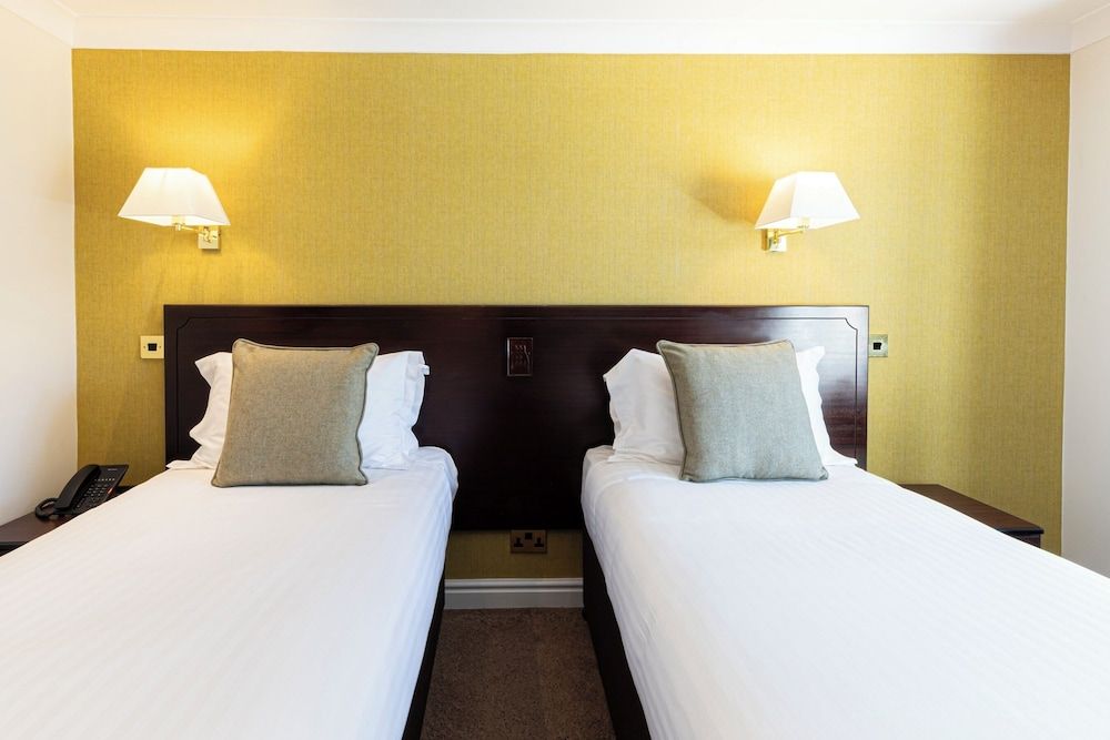 Lake District Castle Inn Classic Double/Twin Dog Friendly 2