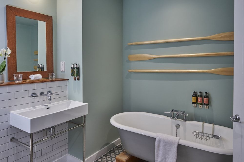 Hotel du Vin Brighton Deluxe Double Room 3