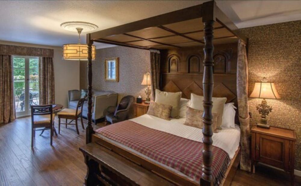 Banchory Lodge Hotel Deluxe King Room with Balcony 4