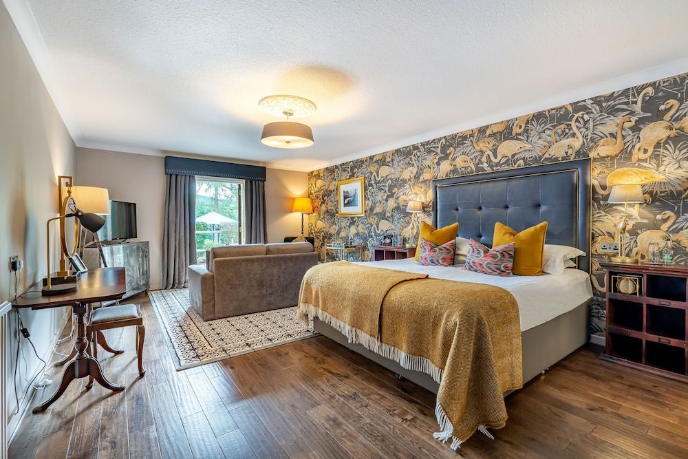 Banchory Lodge Hotel Deluxe King Room with Balcony