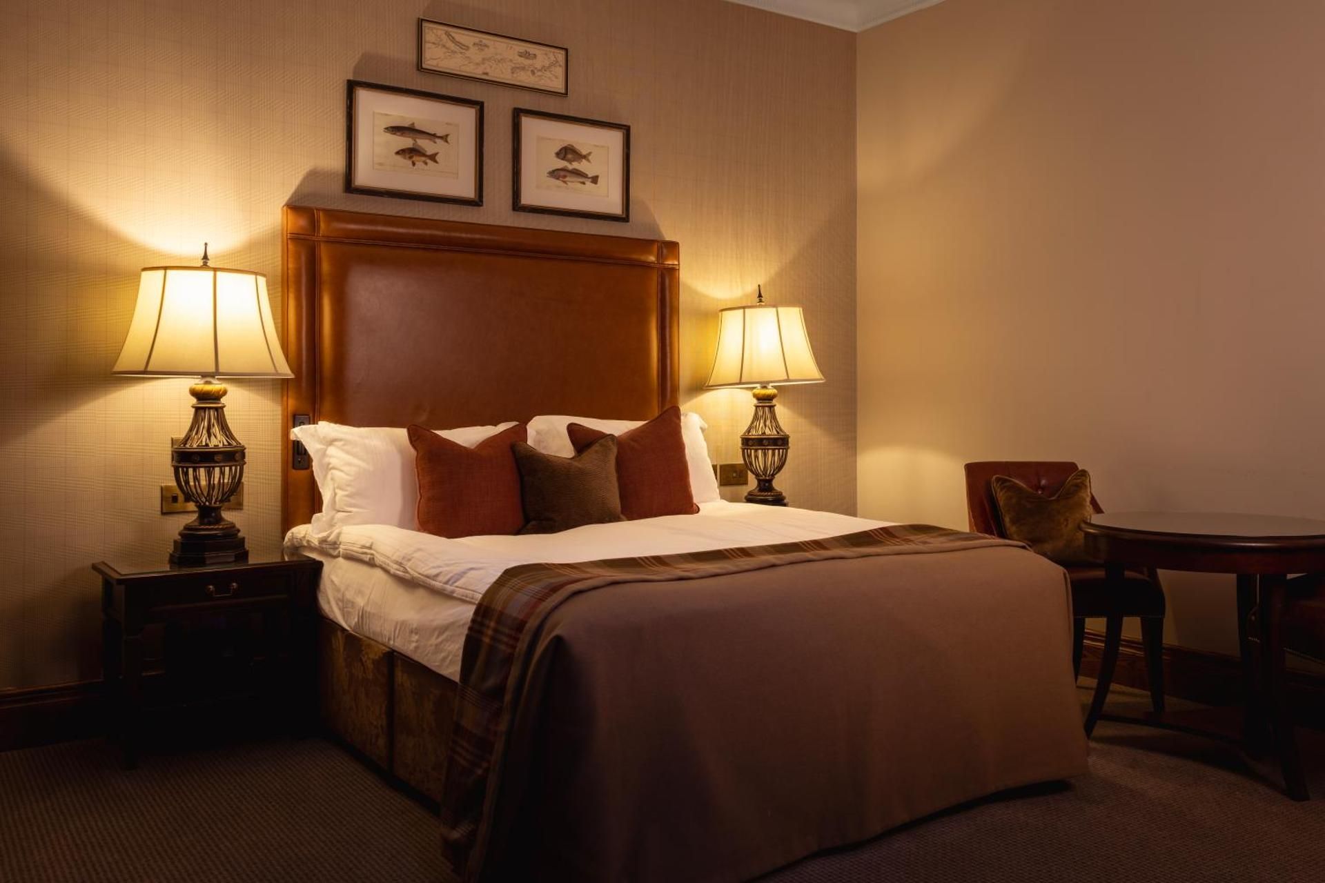 King Guest Room - Disability Accessible