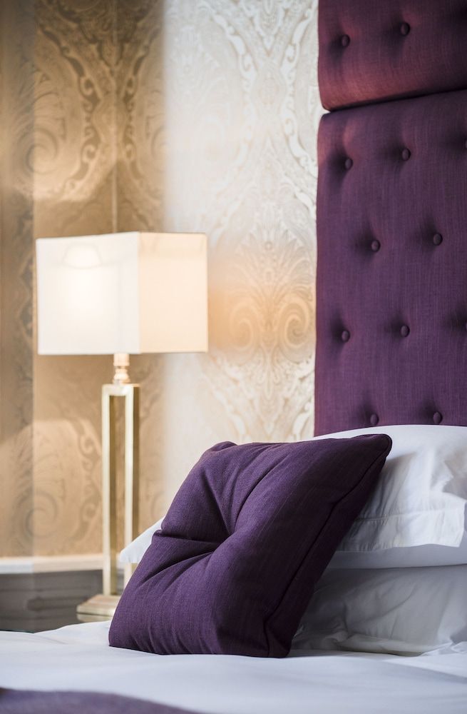 24 Royal Terrace Traditional Double Room 7