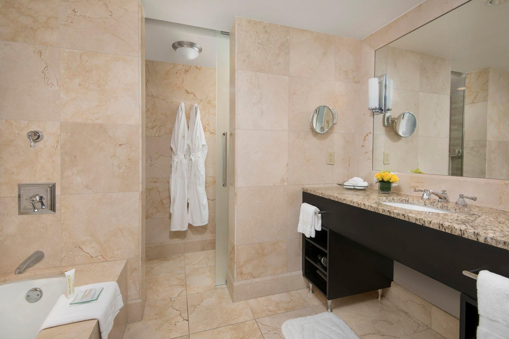 undefined Four Seasons Hotel Chicago 9