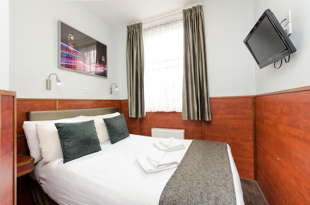 Wardonia Hotel Kings Cross Double Room 5