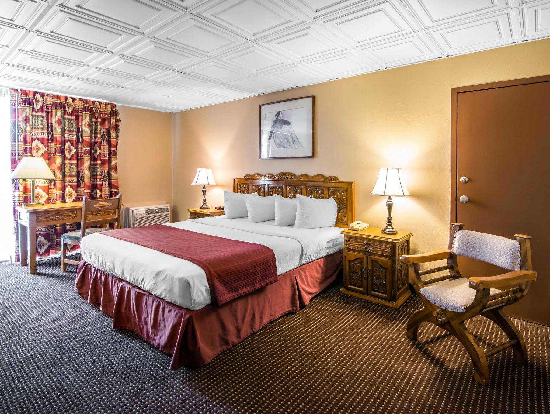 Standard with 1 King Bed