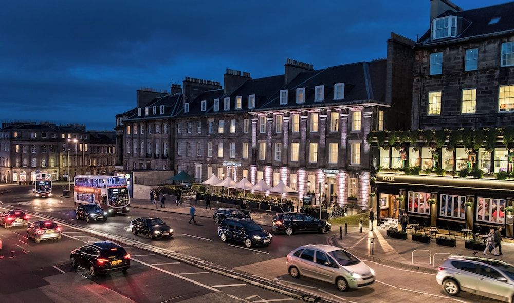undefined Courtyard by Marriott Edinburgh 3