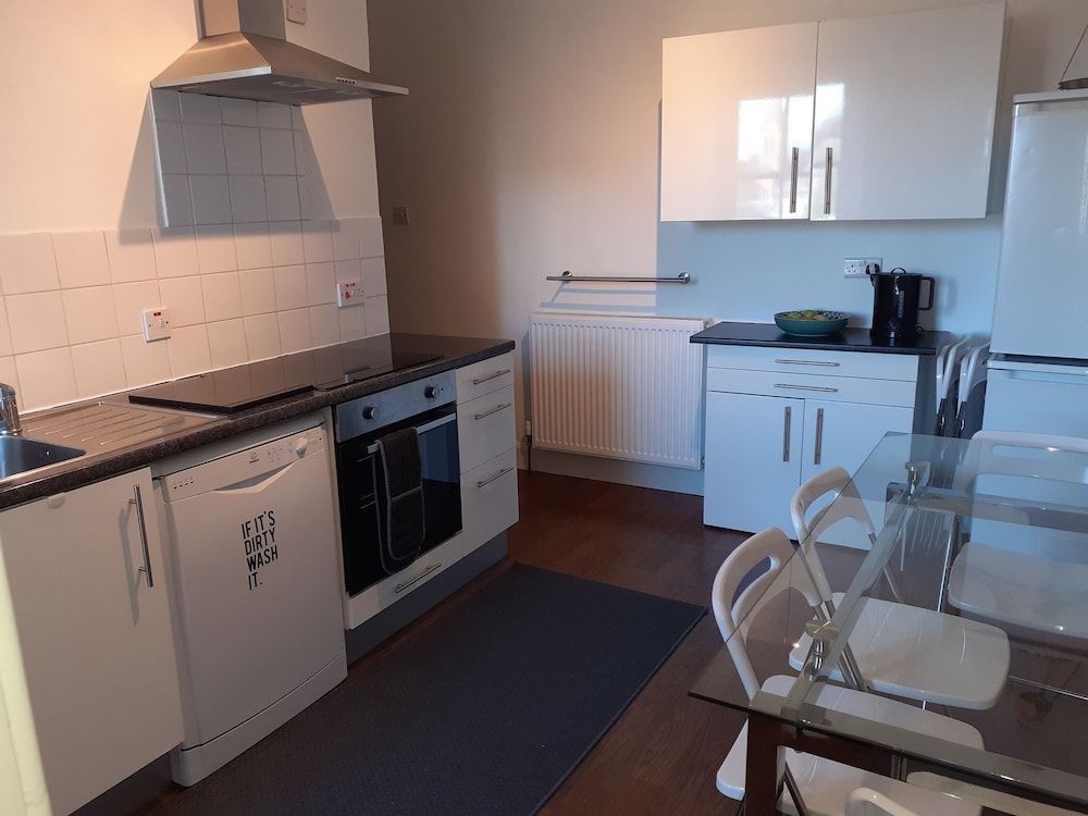 Moatville Cupar Standard Apartment, 3 Bedrooms 2