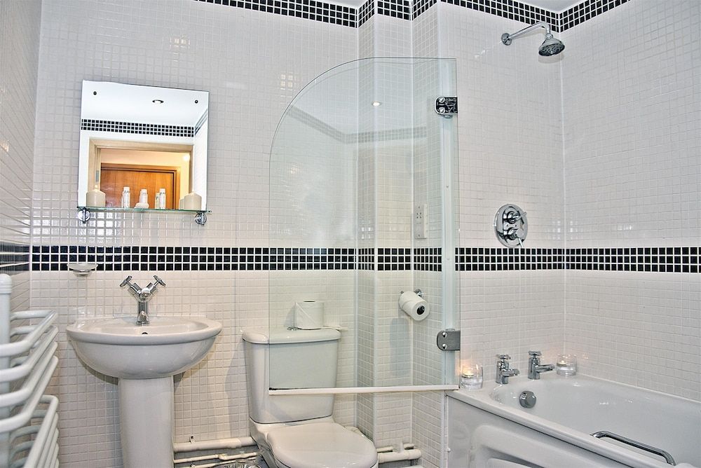 Base Serviced Apartments - Duke Street Apartment, 2 Bedrooms 12