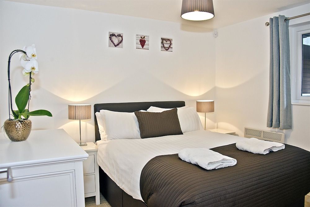 Base Serviced Apartments - Duke Street Apartment, 2 Bedrooms 2